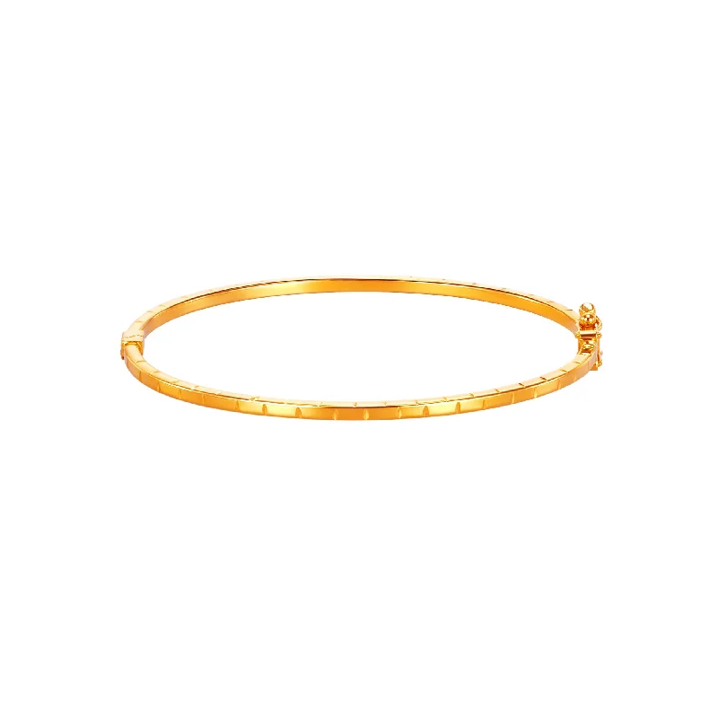 Women’s casual bracelets-916 Gold Linear Luxe Bangle