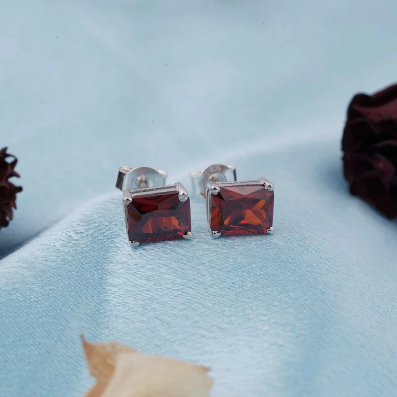 Women’s flower earrings-Silver Zircon Garnet Sunshine Stud