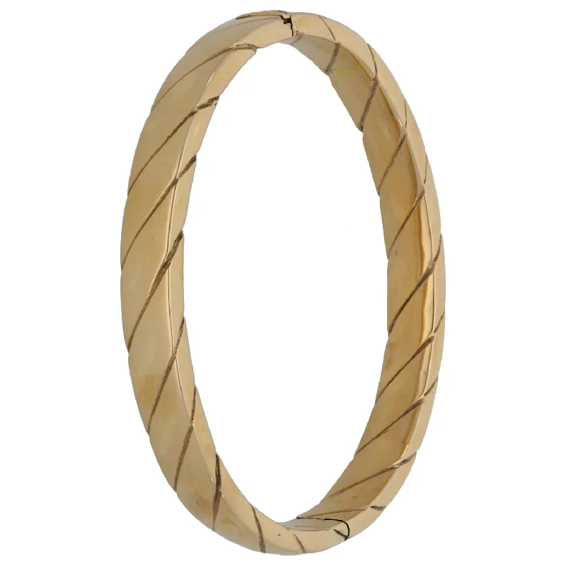 Women’s twisted bangles-9ct Gold Hinged/Clasp Bangle