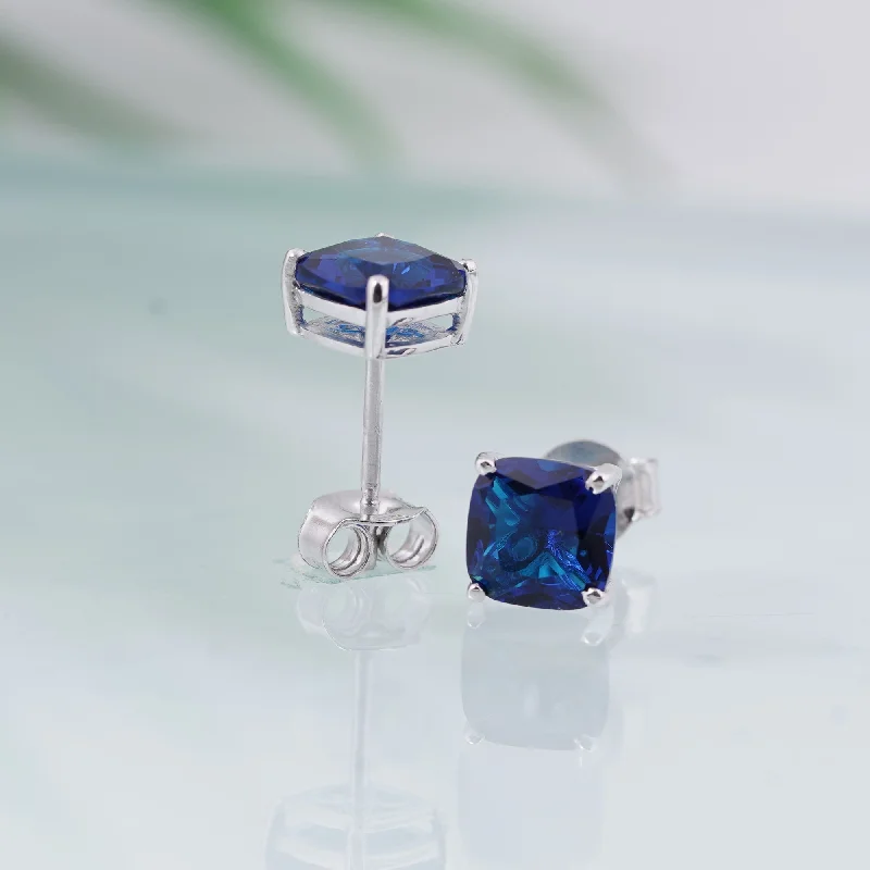 Women’s large hoop earrings-Silver Blue Sapphire Solitaire Stud Earrings