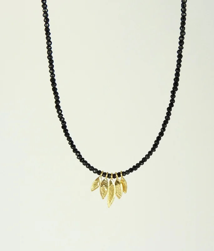 Women’s gemstone heart necklaces-Black Spinel and Gold Leaves Necklace