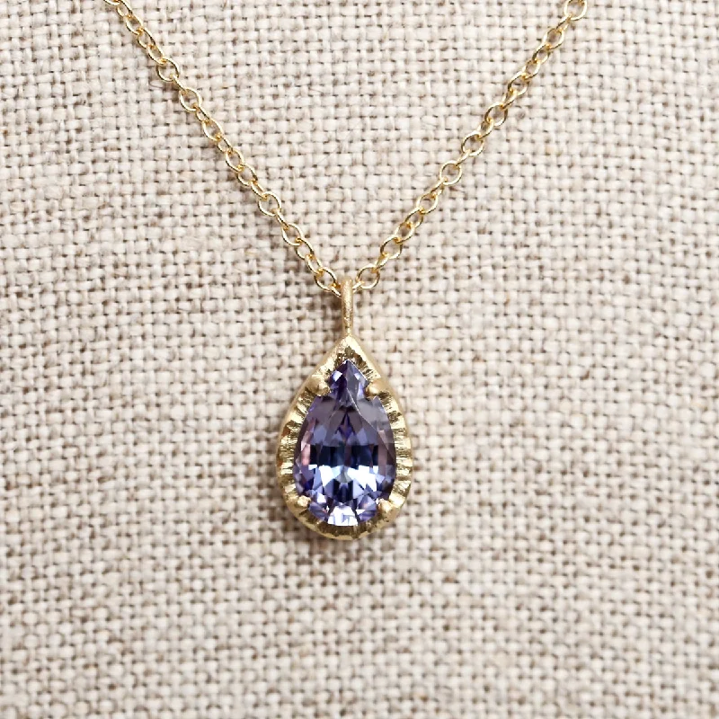 Women’s moon and star necklaces-1.72ct Tanzanite necklace