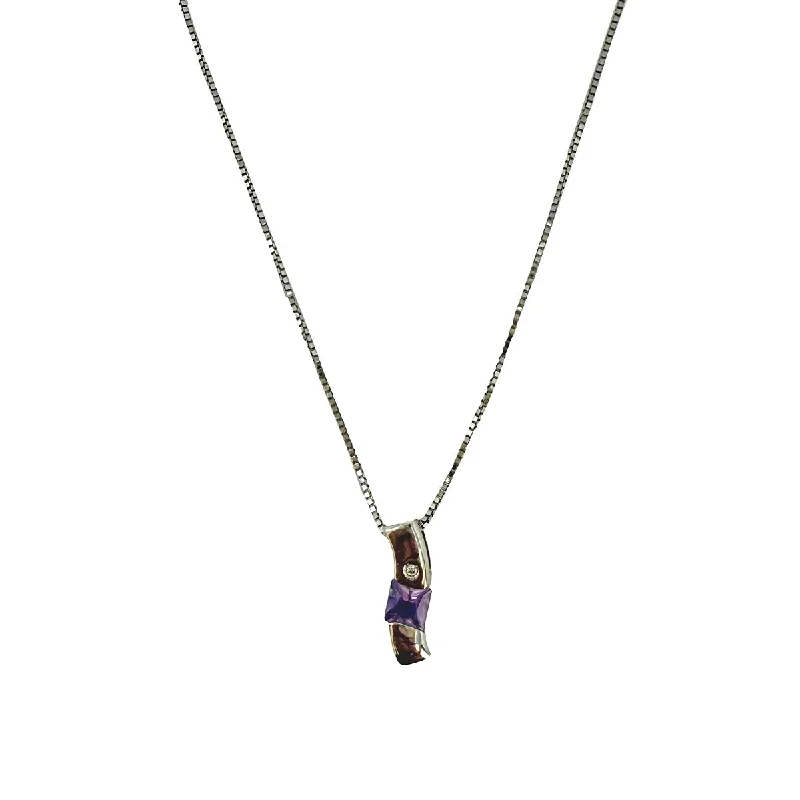 Women’s custom necklaces-18K White Gold Pendant Necklace