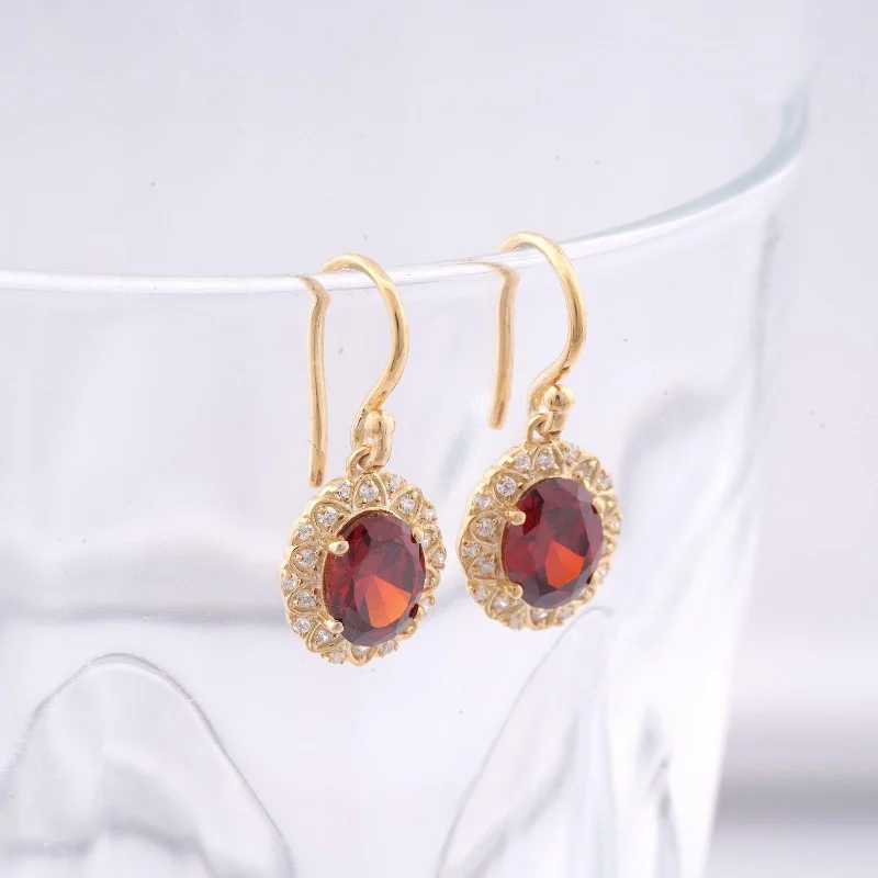 Women’s diamond hoop earrings-Golden Red Garnet Vintage Women’s Earrings