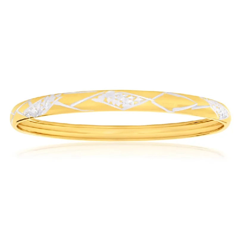 Women’s wide bangles-9ct Lovely Yellow Gold Silver Filled Bangle