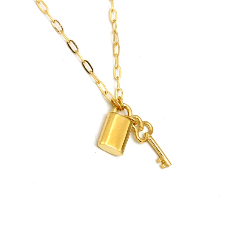 Women’s infinity necklaces-Real Gold Key Lock Love Dangler Paper Clip Necklace 0003 (45 C.M) N1370