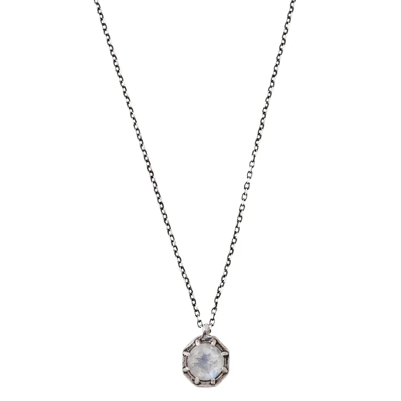 Women’s choker necklace with diamonds-Rainbow Moonstone Necklace