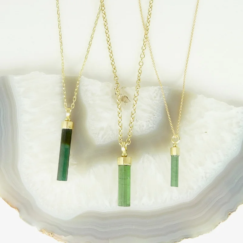 Women’s infinity necklaces-Green Tourmaline Wand 18ct Gold Necklace