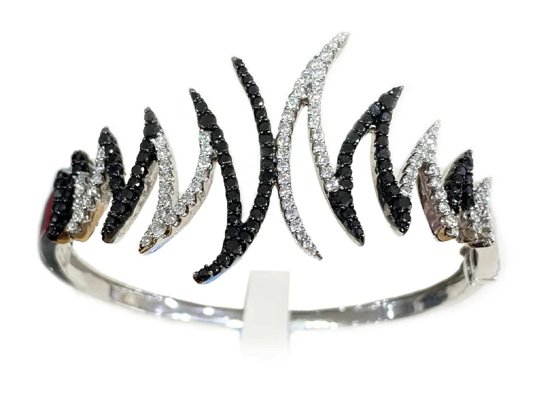 Women’s multi-color bangles-14k White Gold Black Diamond Bangle