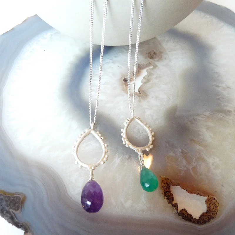 Women’s matching necklace and earrings-Granulation Drop Shape Pendant With Gemstone