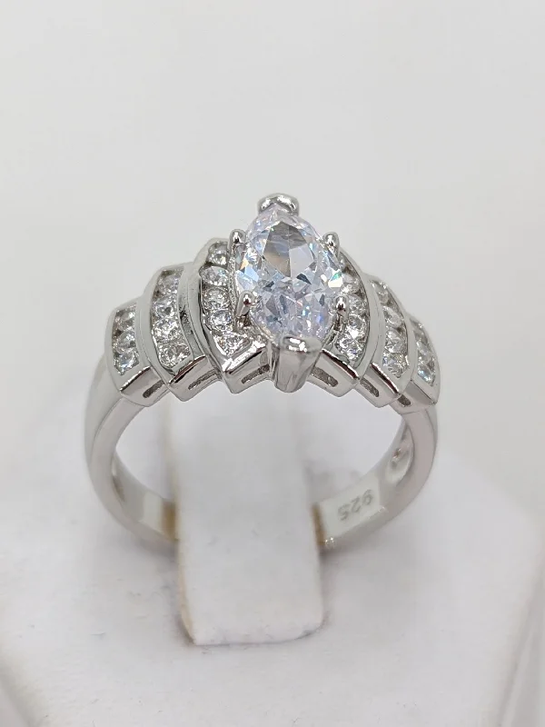 Women’s luxury diamond engagement rings-Silver Marquise Engagement Clear CZ Ring size 8