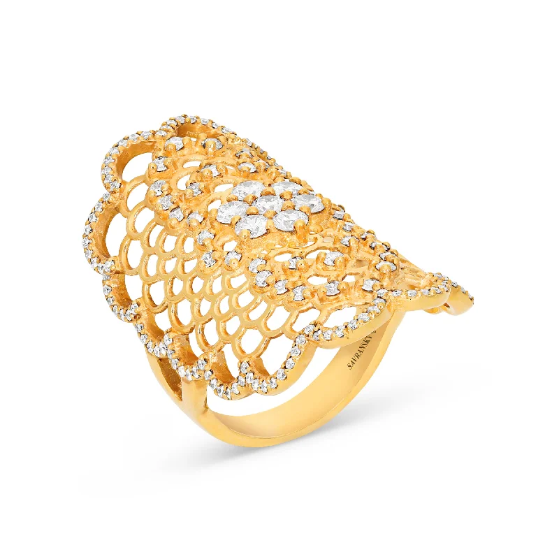 Women’s gold engagement rings-Yellow Gold Scalloped Filigree Diamond Ring