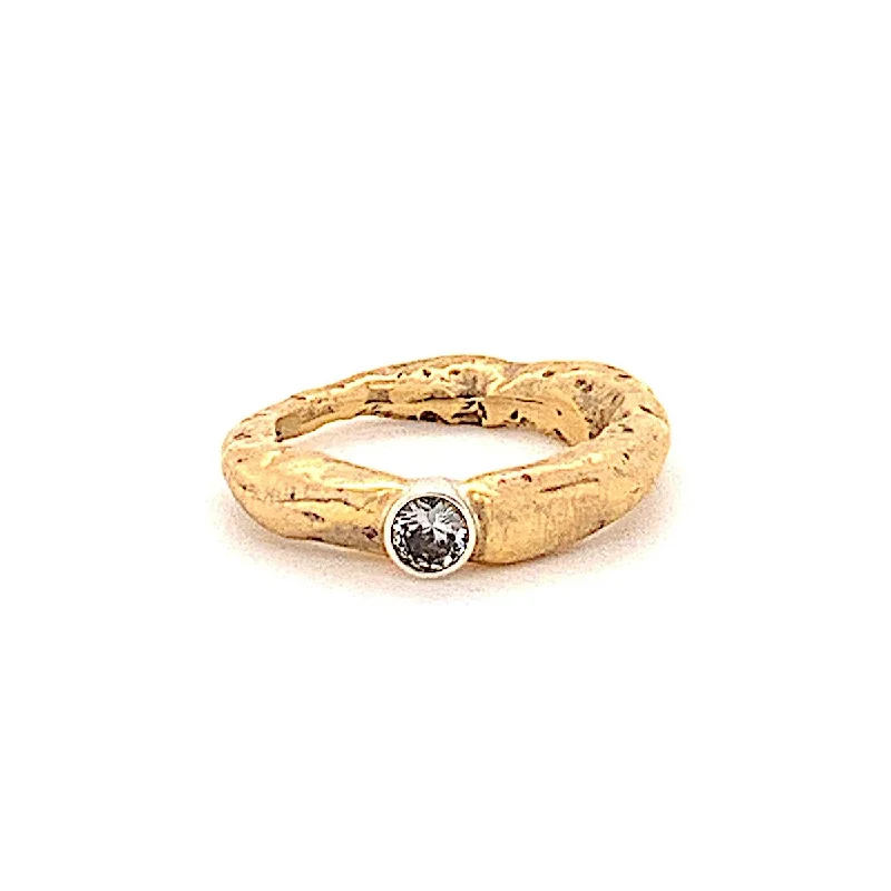 Women’s art nouveau engagement rings-Devotion Ring in 18k Gold with White Diamond