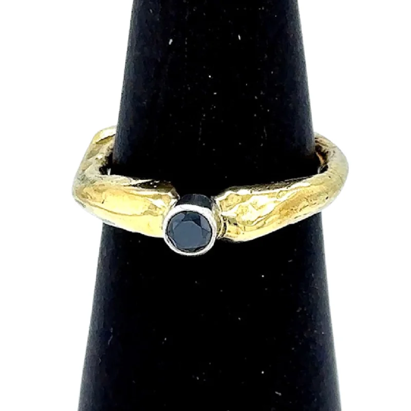 Women’s solitaire diamond engagement rings-Devotion Ring 18k Gold with Black Diamond